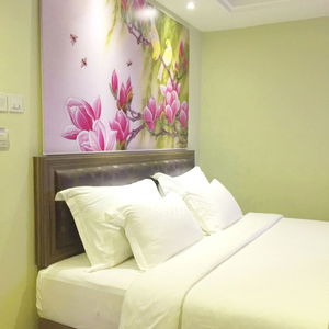 Hotel Travellers Hotel Phinisi cazare Makassar