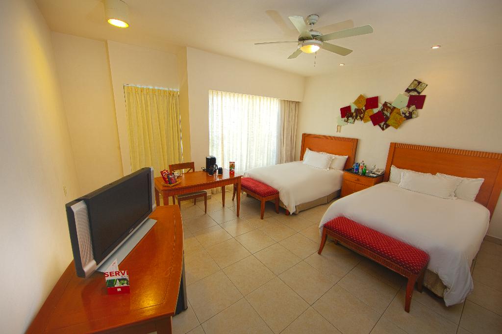 Hotel Ambiance Suites Cancun