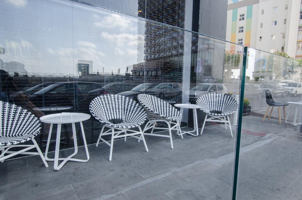 Hotel Brown Seaside By Brown Hotels