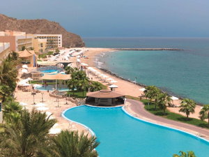Hotel The Radisson Blu Resort Fujairah cazare Fujairah