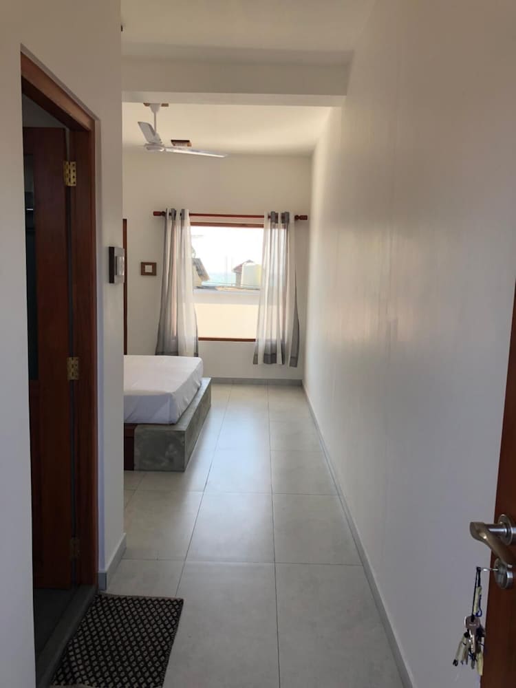 Hotel Dasu'S Restaurant & Villa