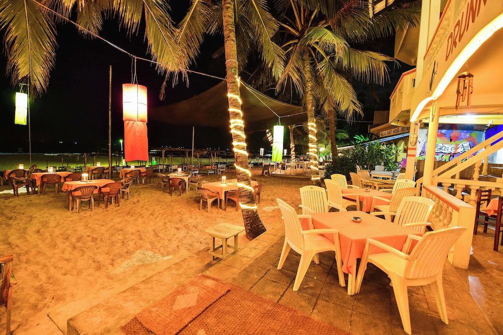 Hotel International Beach Hotel And Restaurant