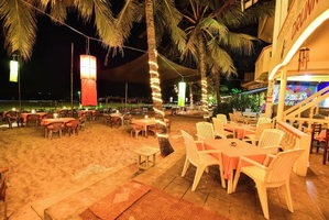 Hotel International Beach Hotel And Restaurant cazare Hikkaduwa