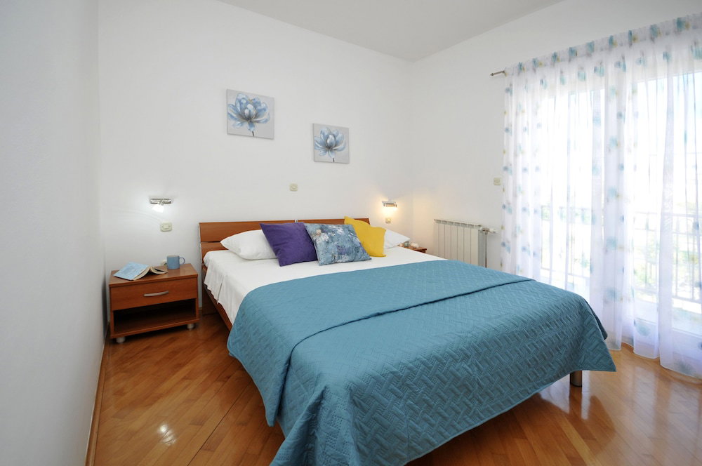 Hotel Apartments Roza