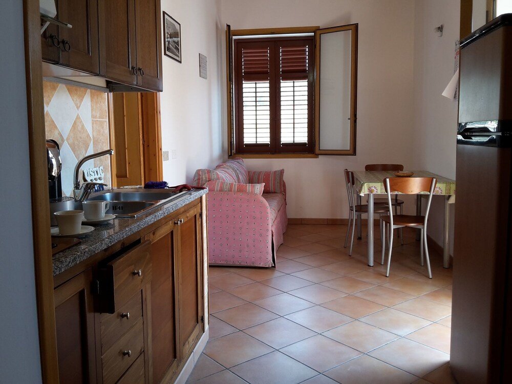 Hotel Ustica Tour Apartments And Villas