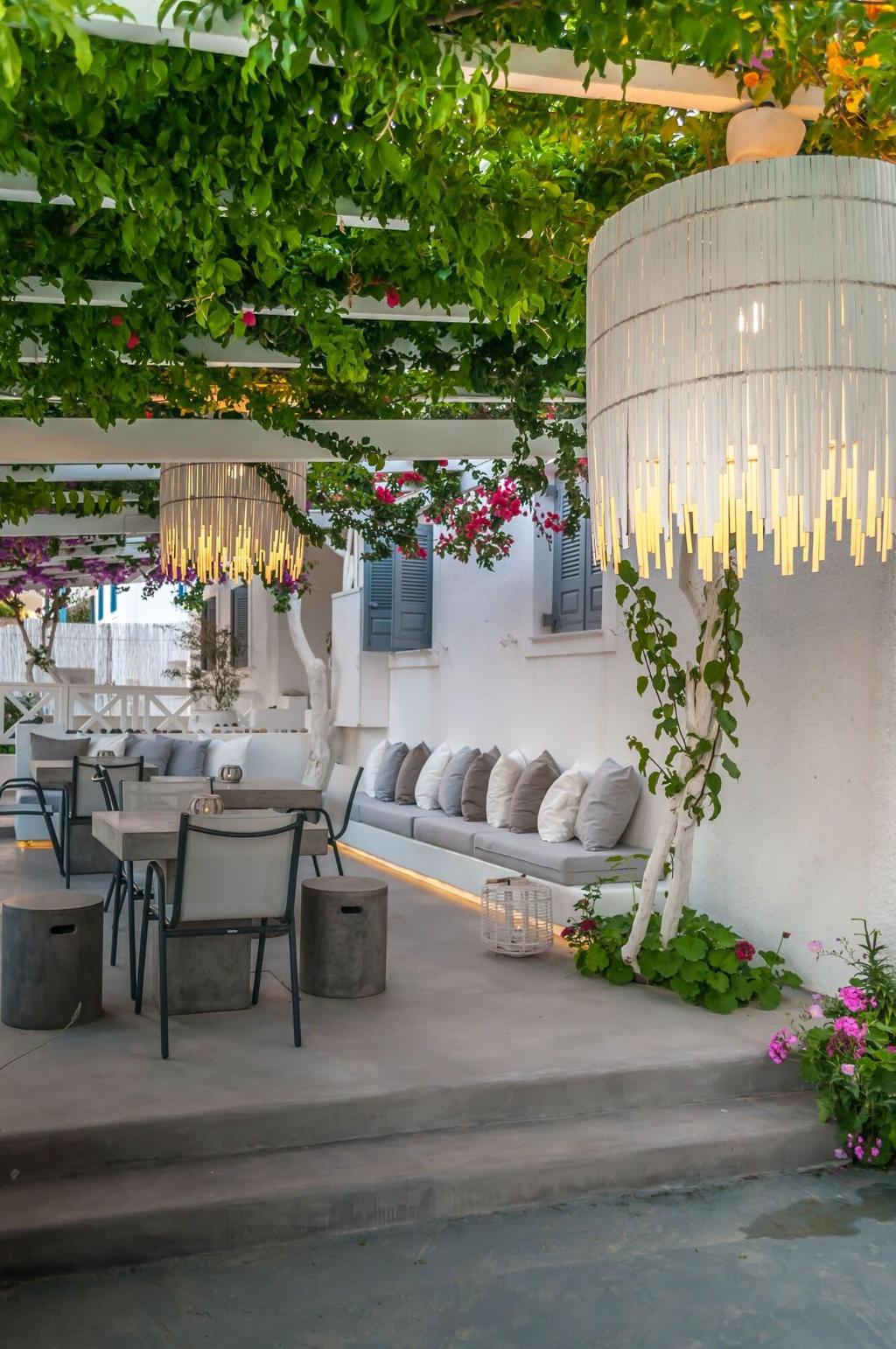 Hotel Milos Bay Suites
