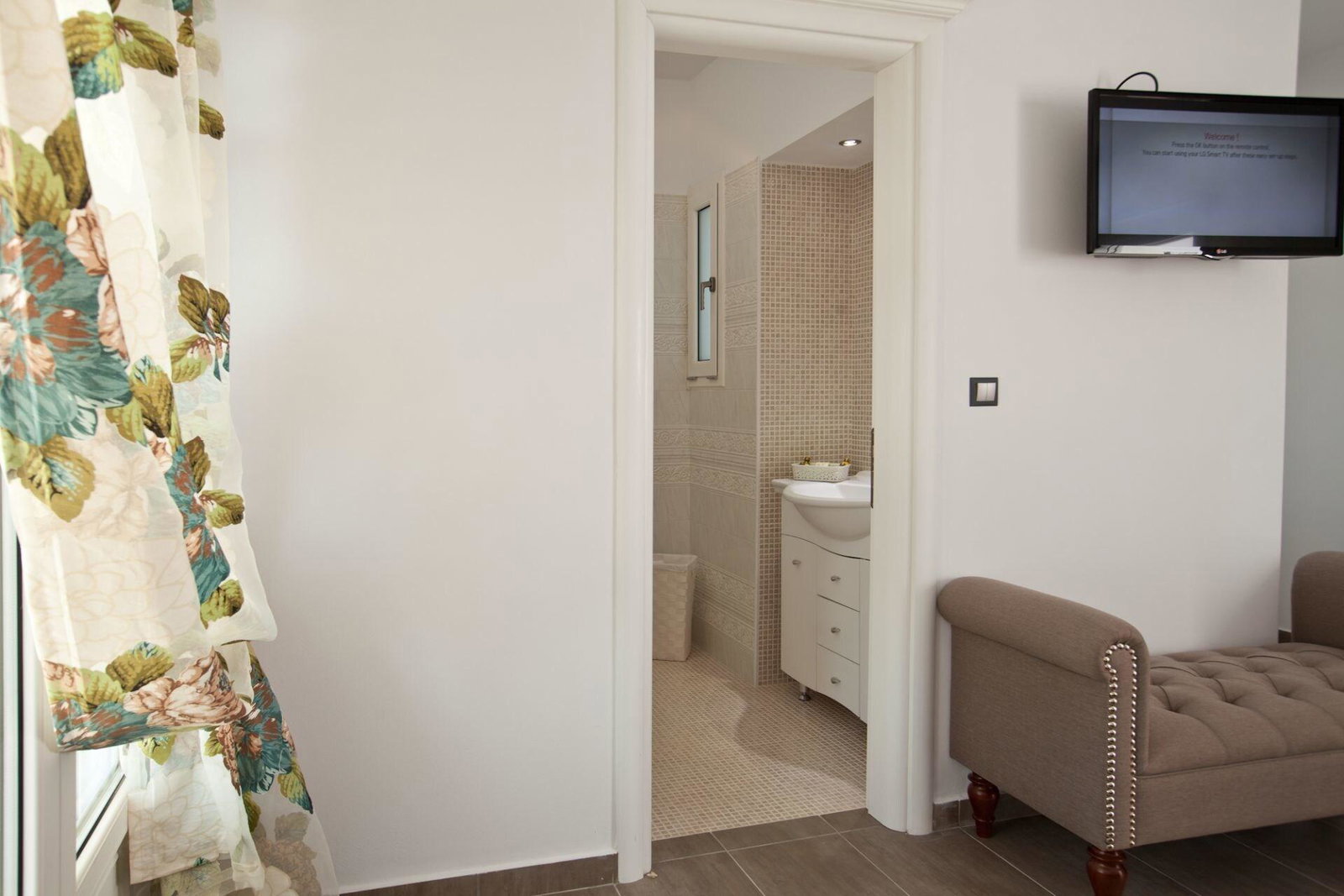 Miland Suites
