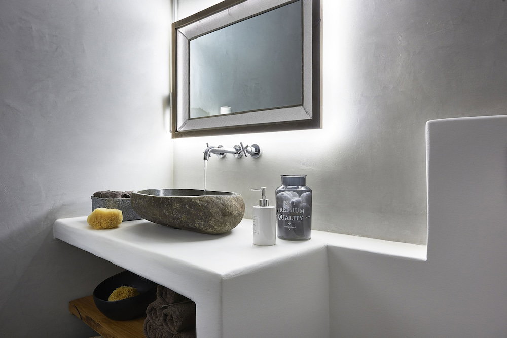 Santa Maria Luxury Suites And Spa