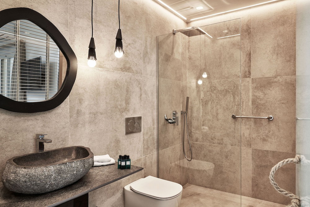 Volcano Luxury Suites Milos