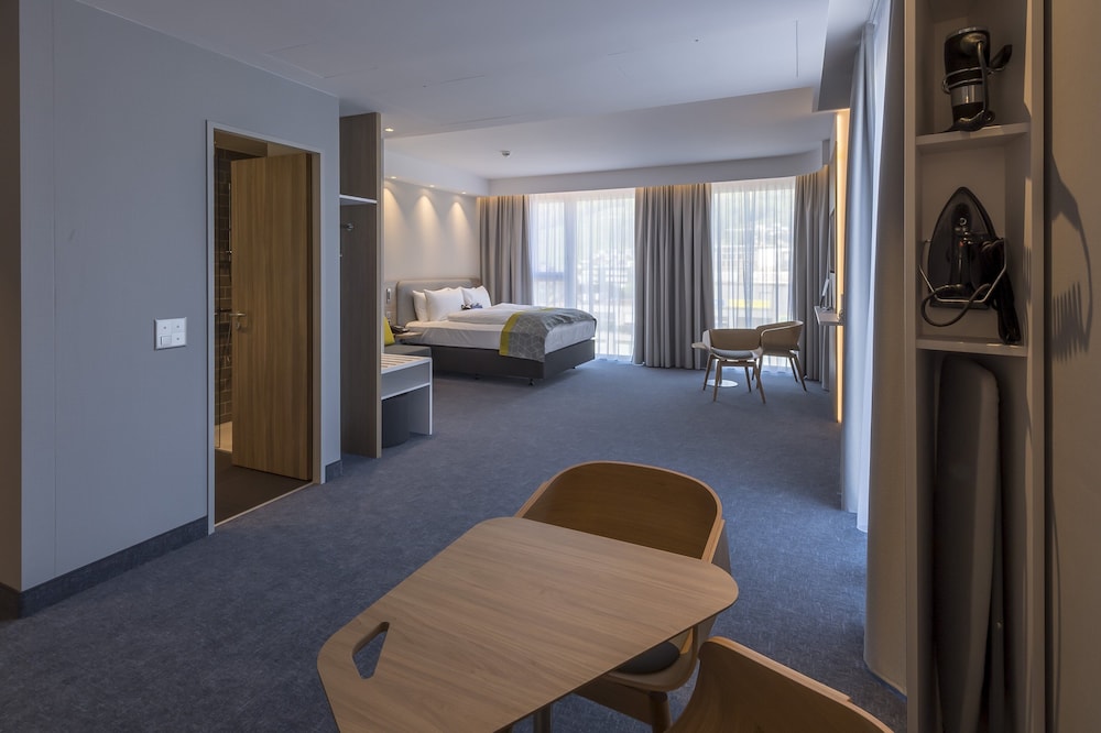 Hotel Holiday Inn Express Luzern - Kriens, An Ihg Hotel