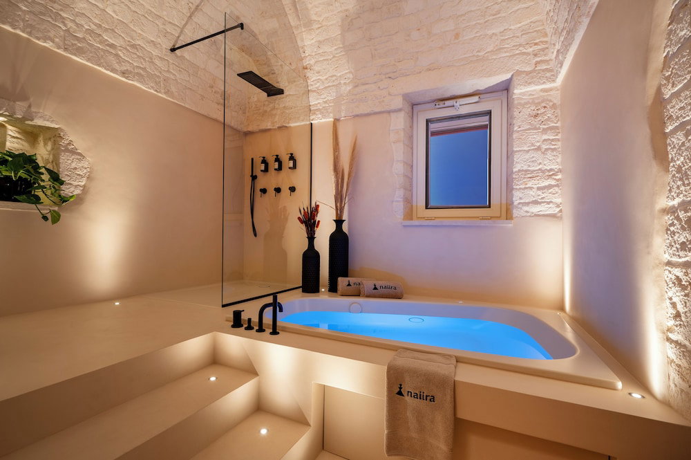 Hotel Naiira Luxury Trullo