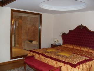 Xheko Imperial Hotel