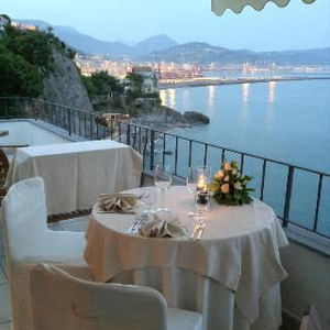 Sejur Hotel La Lucertola vacanta Vietri sul Mare