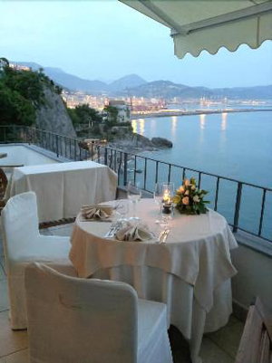 Hotel Hotel La Lucertola cazare Vietri sul Mare