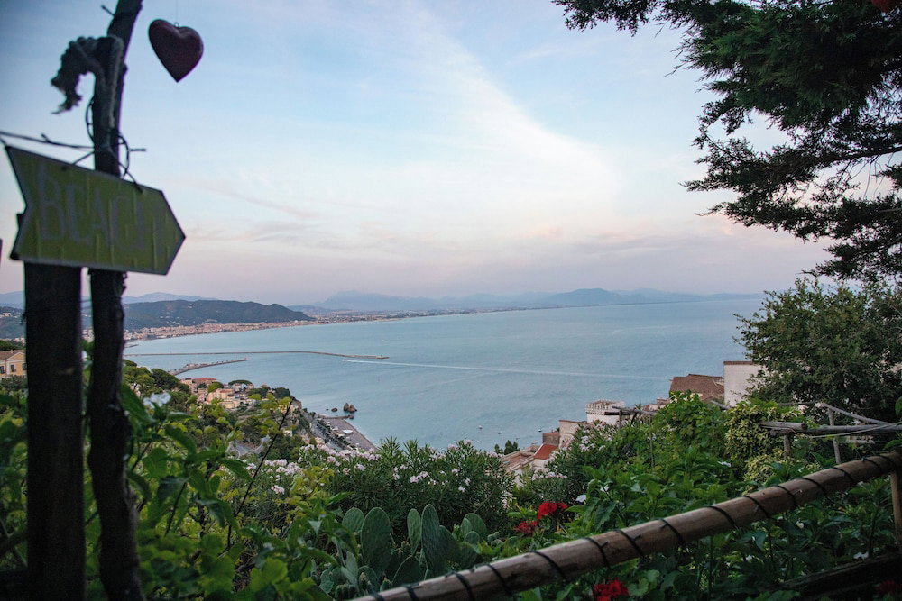 Il Melograno In Costa D'Amalfi