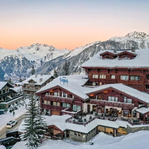Hotel Hotel Carlina cazare Courchevel
