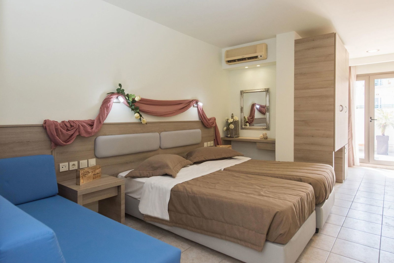 dal travel Dionisos Hotel