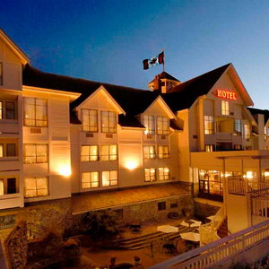 Hotel Huntingdon Manor cazare Victoria