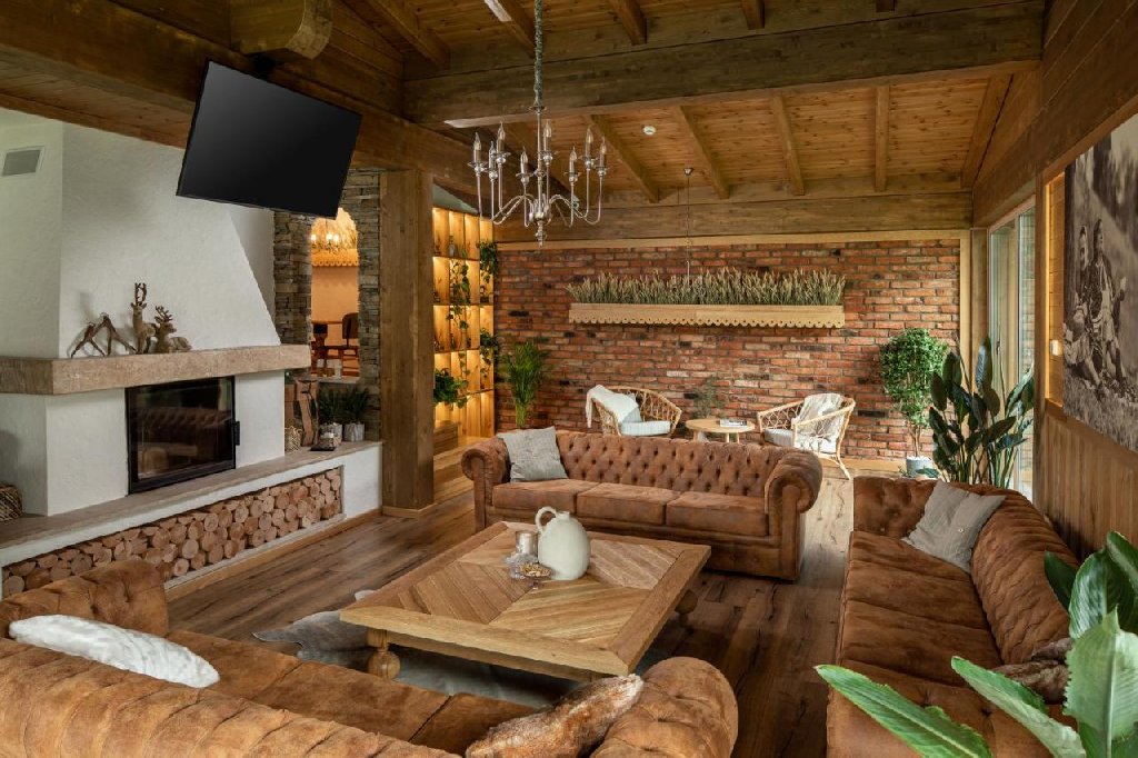 Zara Chalet