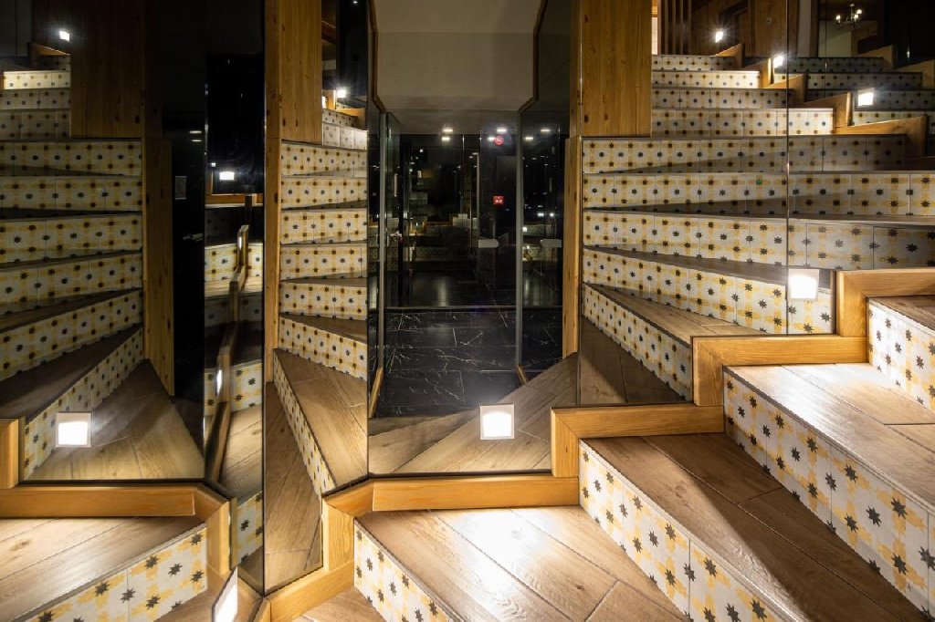 Zara Chalet