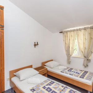Hotel Apartments Harmonija cazare Becici