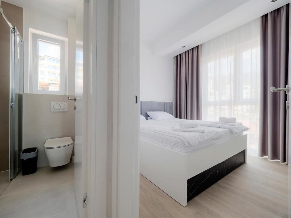 Hotel Two Bedroom Apartment Sea View Charlene