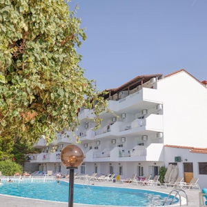 Sejur Haris Hotel & Resort vacanta Kassandra - Hanioti