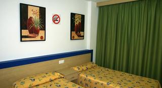 Hotel Apartamentos Paraiso 10