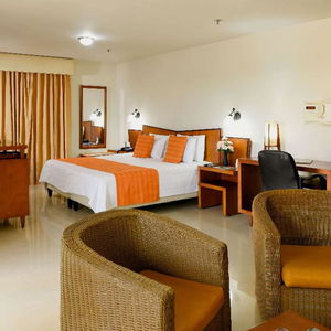 Hotel Howard Johnson Hotel Versalles Barranquilla cazare Barranquilla