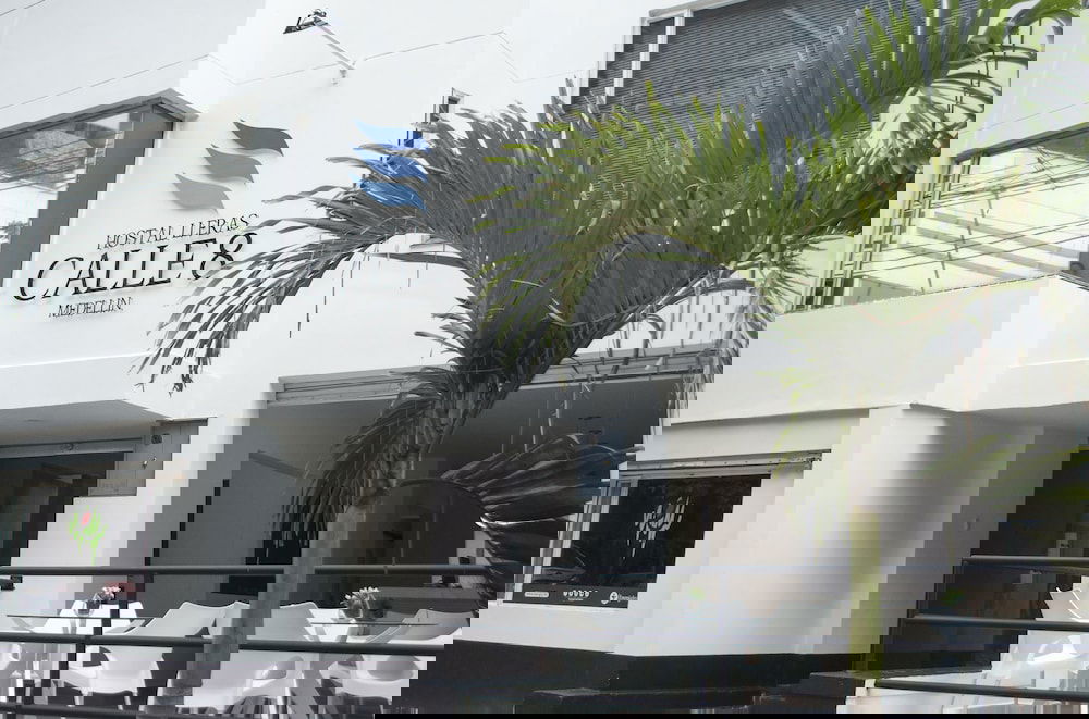 Hotel Hostal Lleras Calle 8