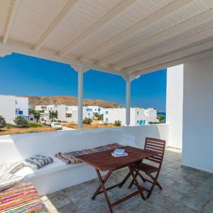 Hotel Michalis Studios cazare Milos