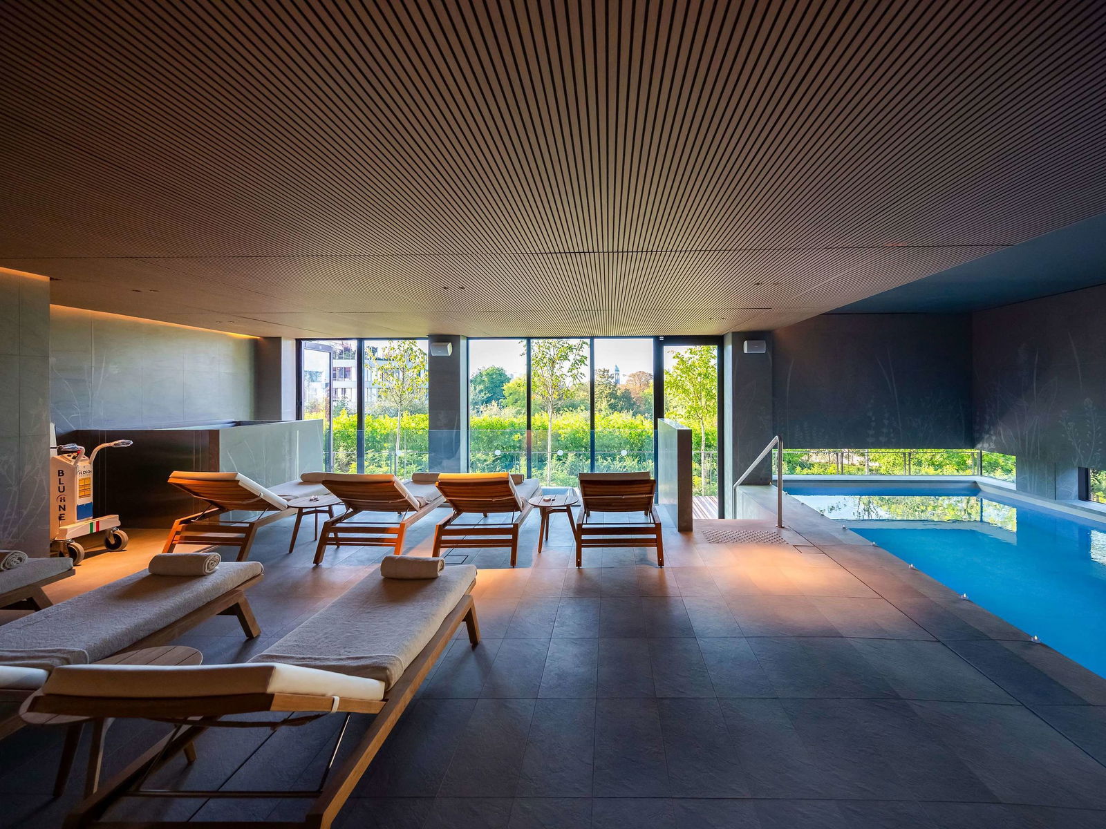 Hotel Domaine Reine Margot Paris Issy  Mgallery Collection