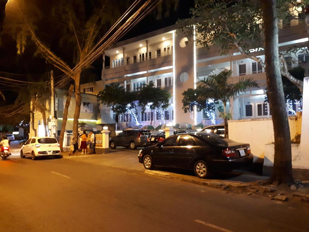 Lam Son Hotel