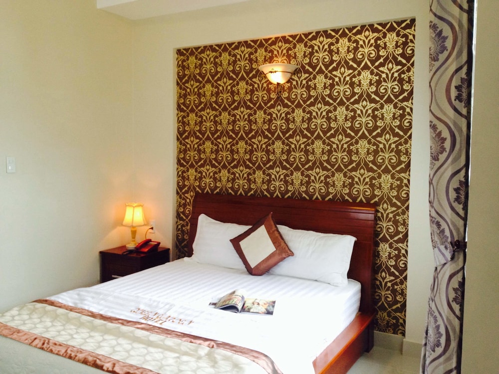 Queen Garden Hotel