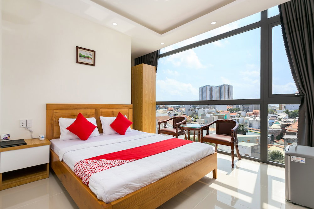 Marine Hotel And Apartment