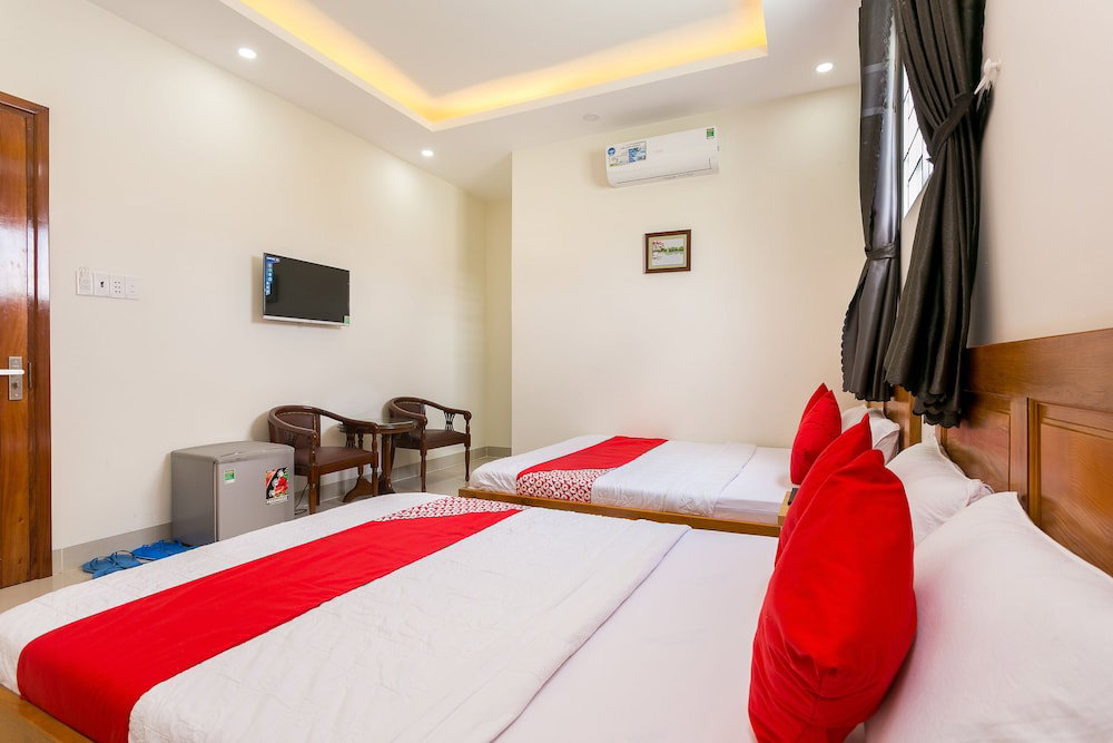 Marine Hotel And Apartment