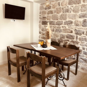 Hotel Giraffe cazare Tivat