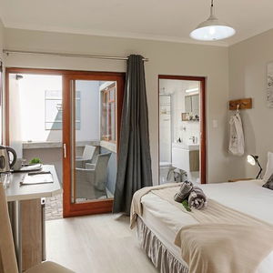Hotel Organic Square Guesthouse cazare Swakopmund