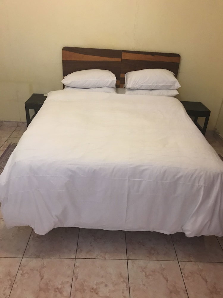 Hotel Essence Of Africa Guesthouse