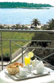 Hotel Four Seasons cazare Glyfada