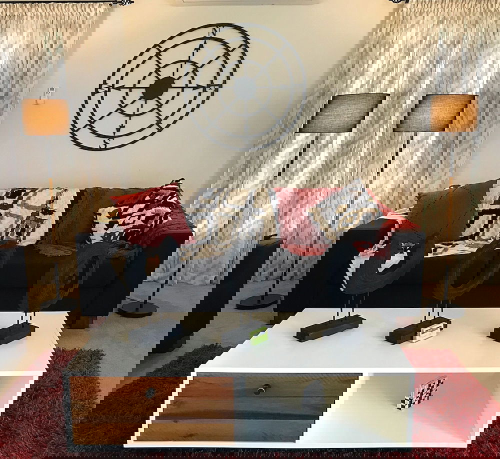 Hotel Flatbush Holiday Accommodation