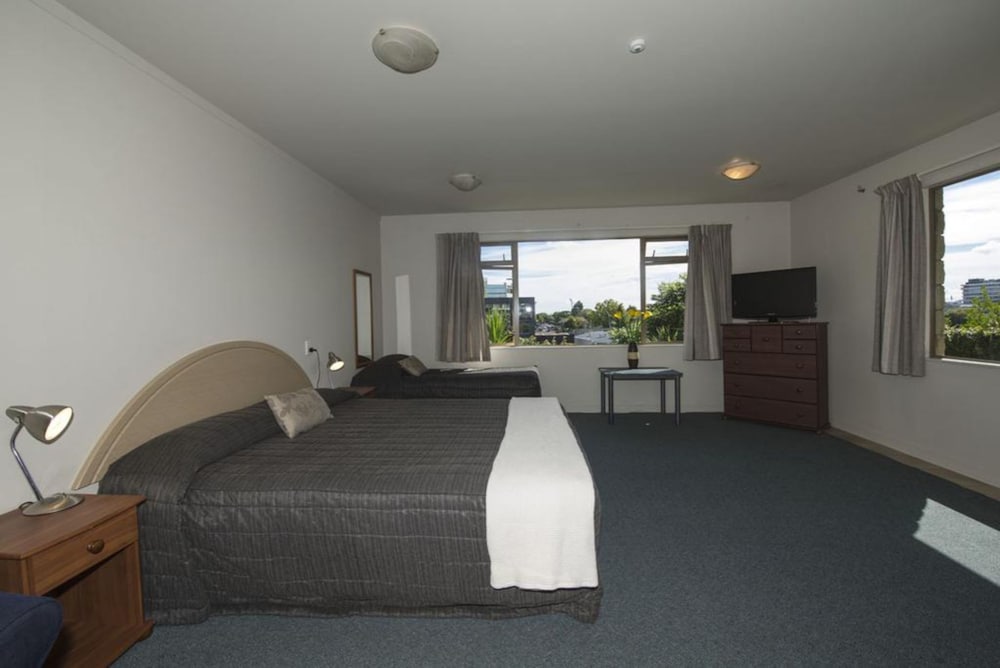 Hotel Lake Point Motel