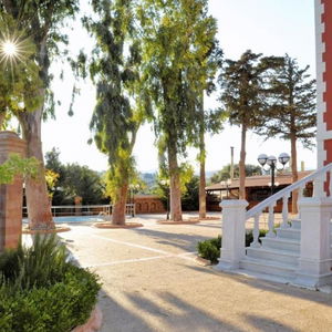 Hotel Sourediko cazare Chios