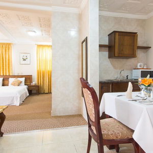 Hotel Charleston Hotel cazare Accra