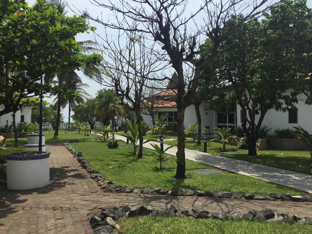 Hotel La Palm Royal Beach Hotel