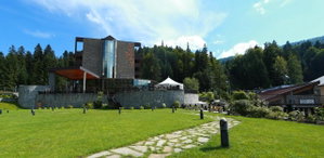 Hotel Lux Garden cazare Azuga