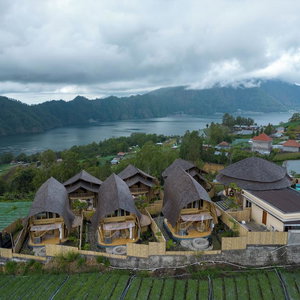Sejur The Dewi Eco Bamboo Villa vacanta Bali
