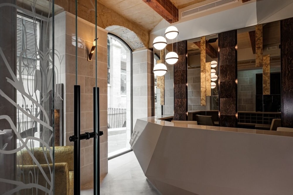 Hotel Pjazza Merkanti - Boutique Living