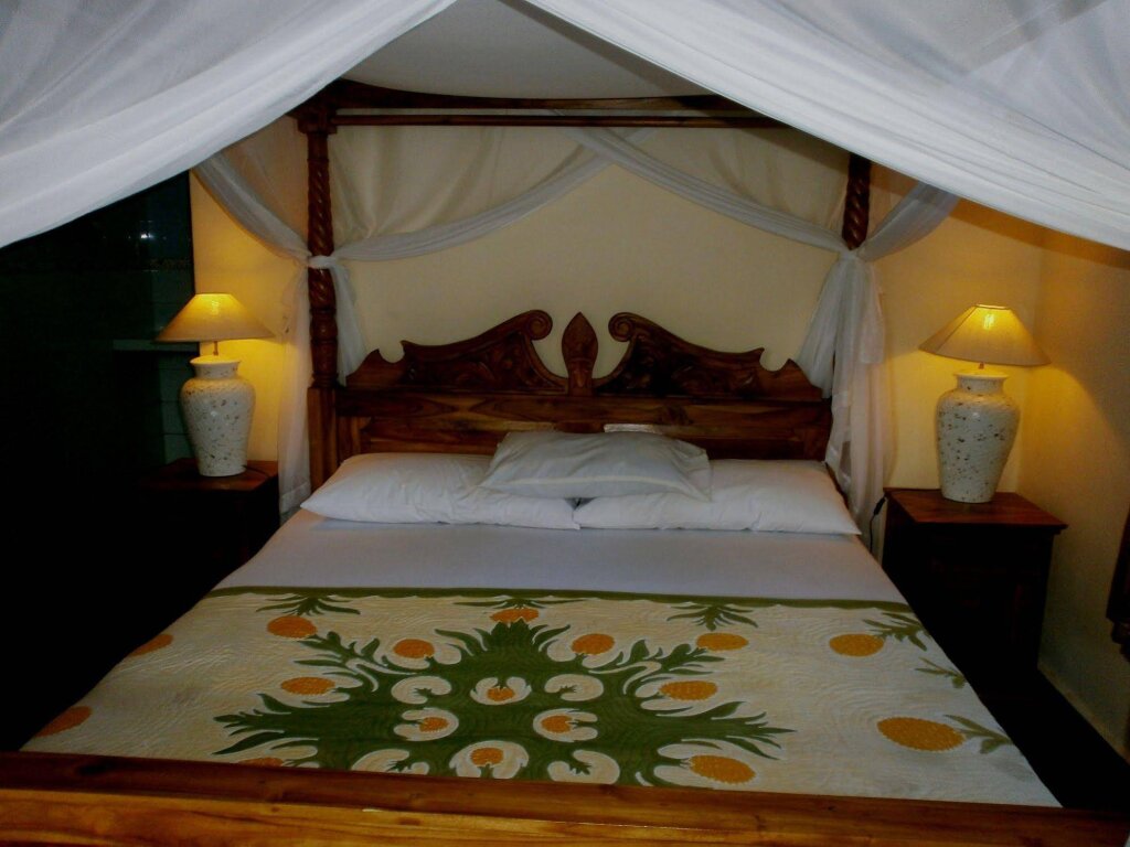 Hotel Warji House 2 Bungalows