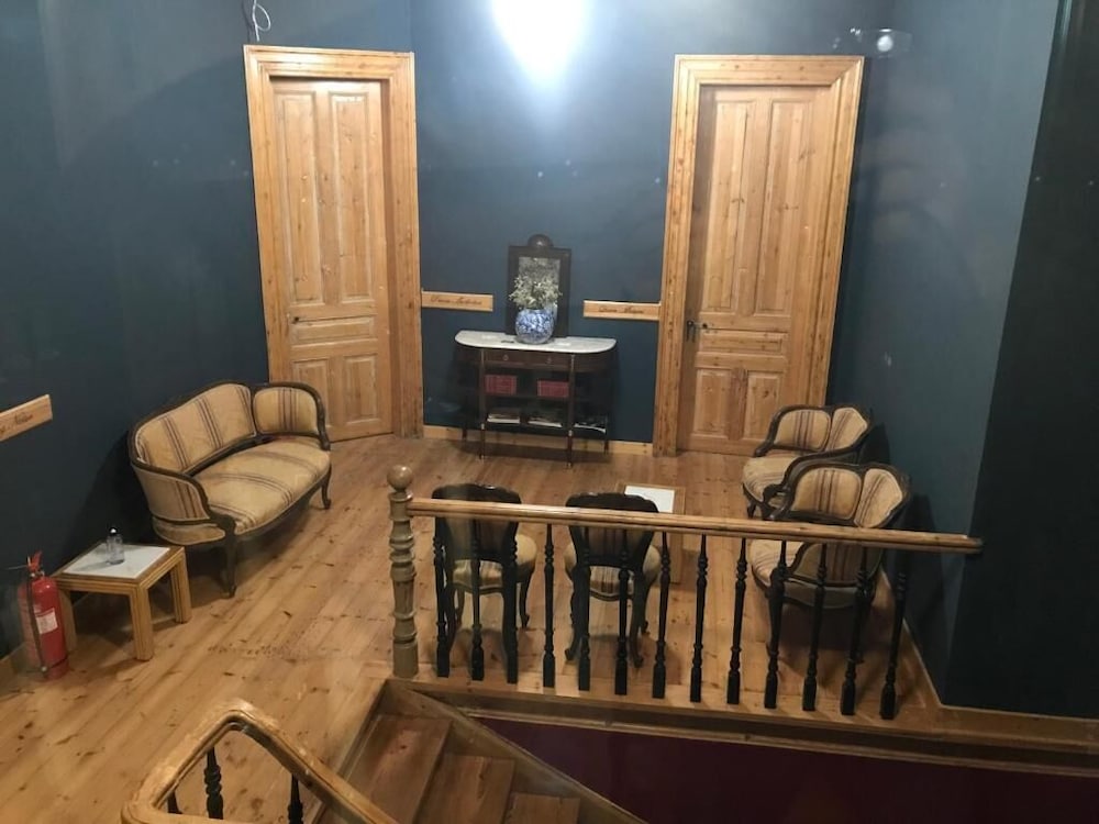 Vasilikon Hotel 1888 The Past Is Present